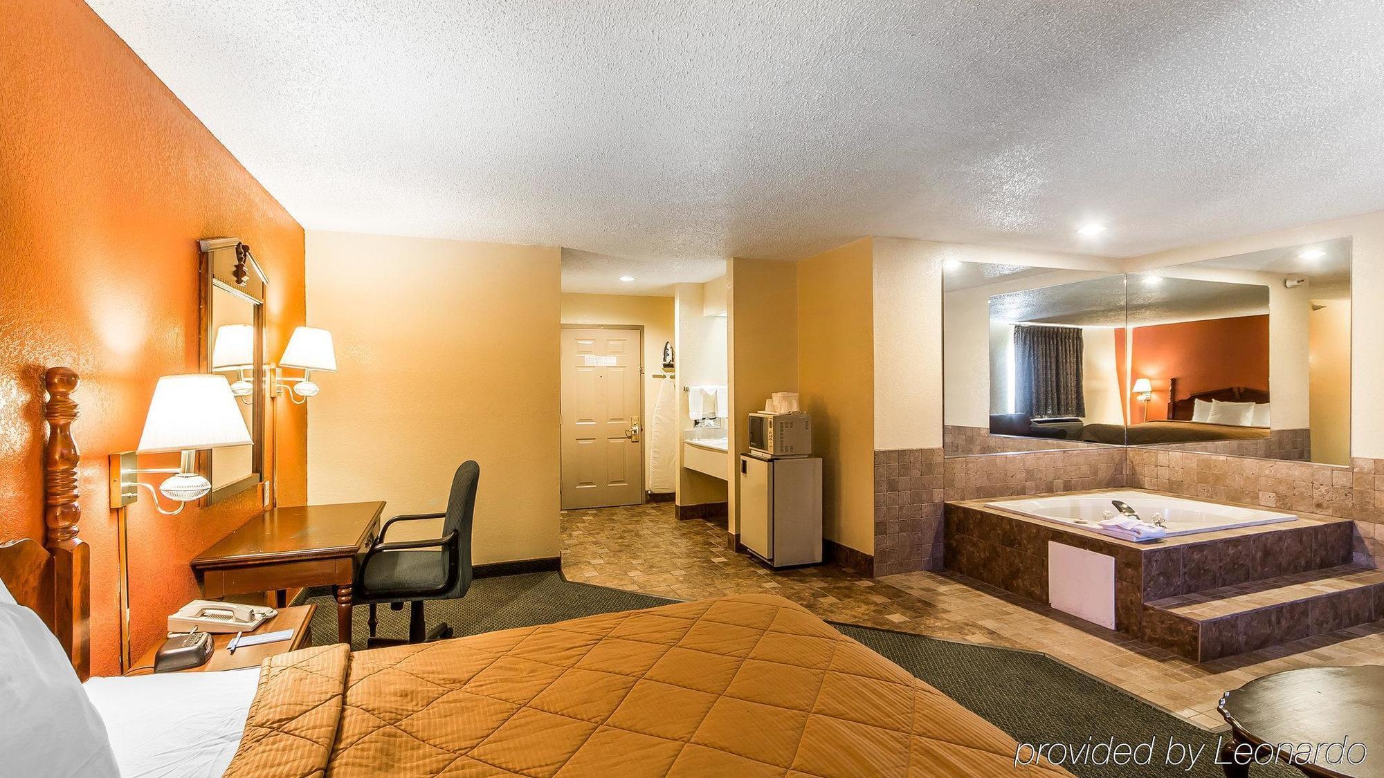 Motel 6 Tulsa, Ok Airport Exterior photo